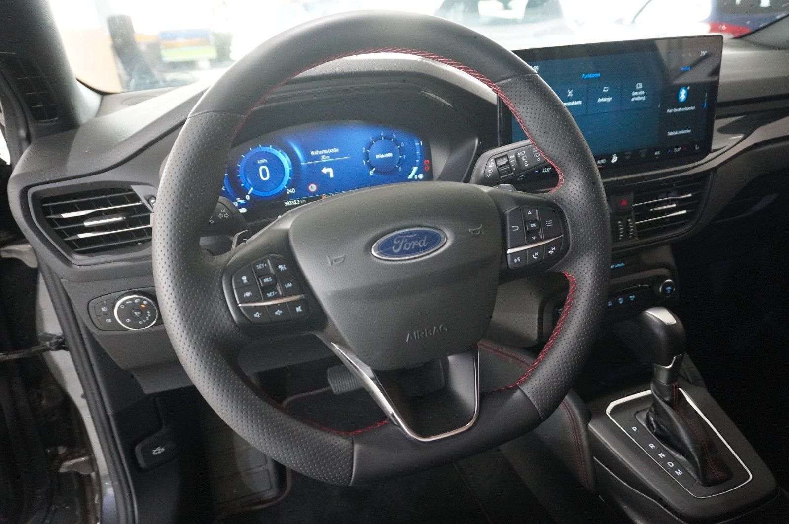 Fahrzeugabbildung Ford Focus Turnier 1.0 ST-LINE X NAVI/LED/KAMERA/DAB+