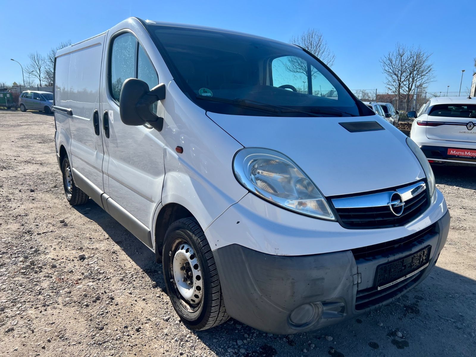 OPEL Vivaro 2.0 L1H2 ALLWETTER RADIO