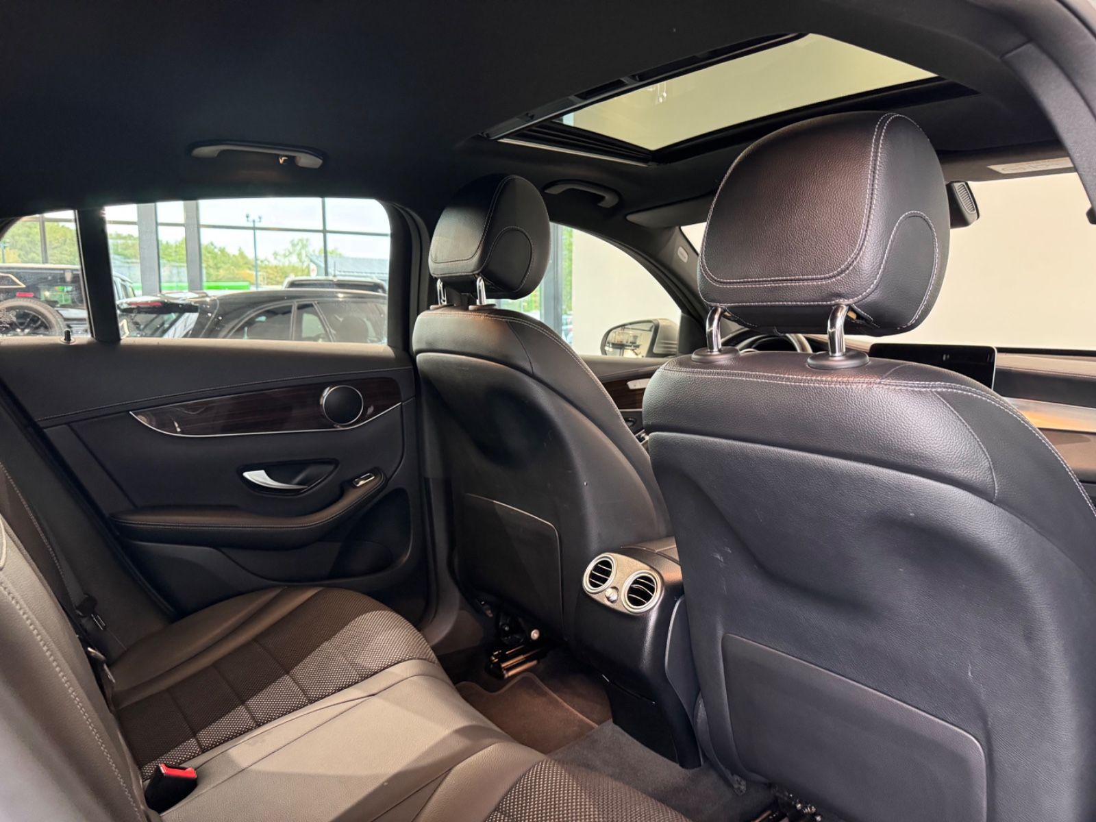 Mercedes-Benz GLC300de 4Matic AMG LED MULTIBEAM SHZ AMBIENTE foto 22