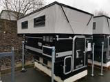 Four Wheel Campers Wildcat Couch - 2024 - Four Wheel Campers Wohnwagen & Wohnmobile