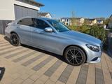 Mercedes-Benz C 200 EXCLUSIVE Automatik Distronic Plus/AHK/LED
