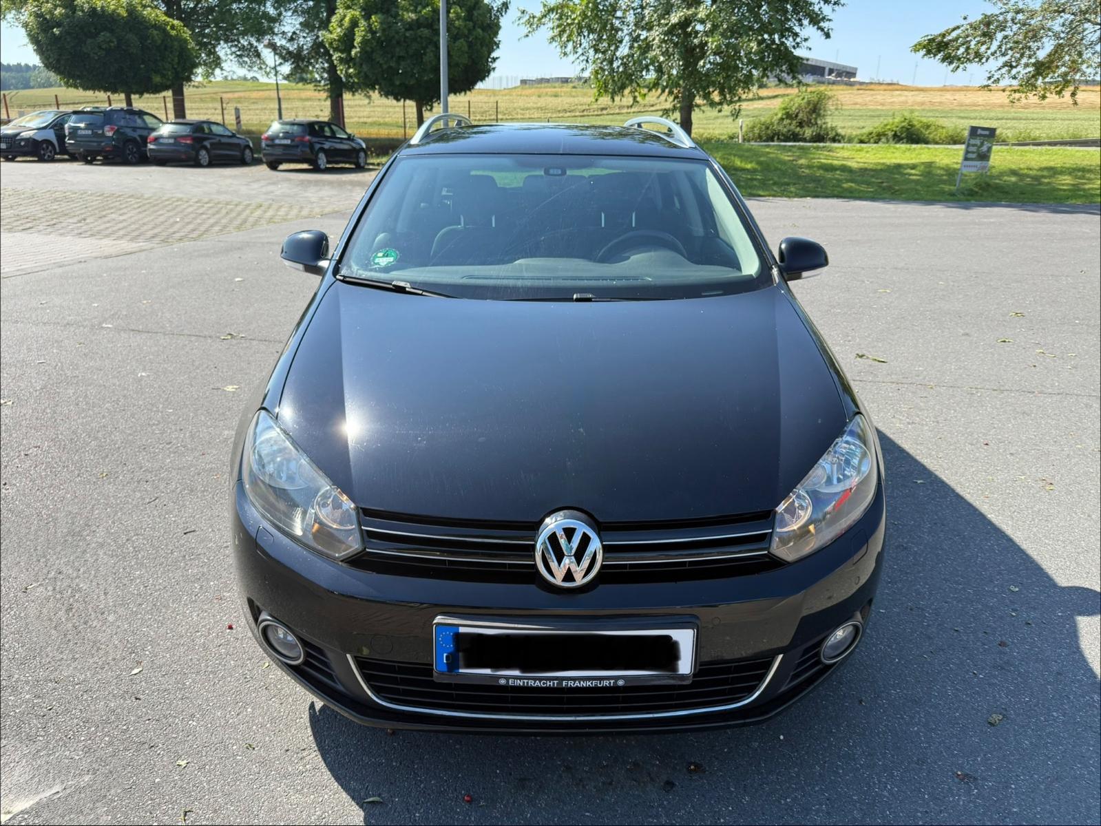 Volkswagen Golf 2012 — rear view
