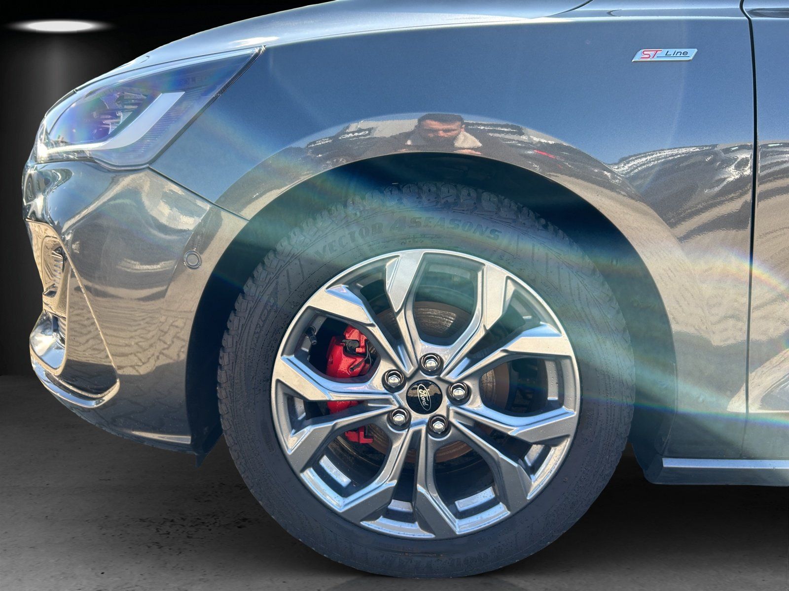 Fahrzeugabbildung Ford Focus 1.0 EcoBoost MHEV ST-Line X