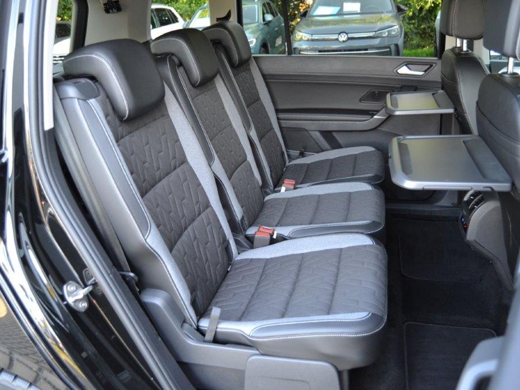 Touran 2.0 TDI 150 PS DSG Goal 7-SITZER/AHK/MATR