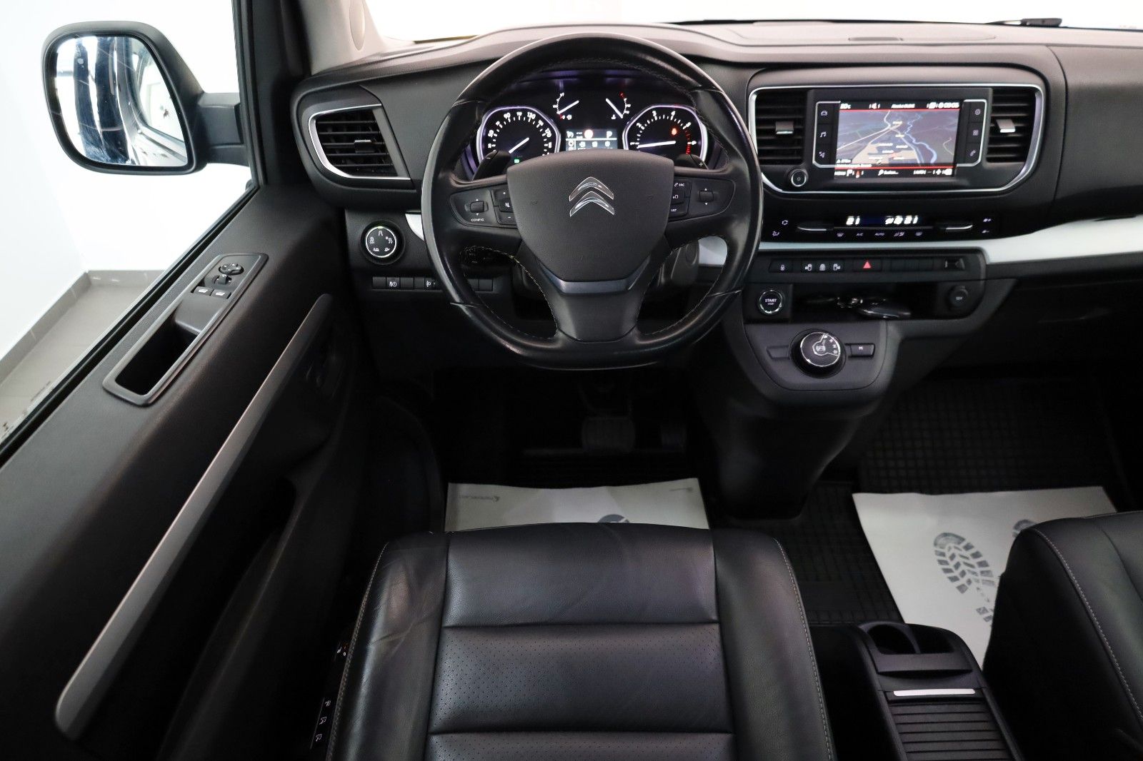 Fahrzeugabbildung Citroën SpaceTourer Lounge M Leder,Navi,Panorama,Massage