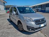 Peugeot Partner Tepee BlueHDi 100 ETG6 S&S Activ - silberne Peugeot Partner Tepee