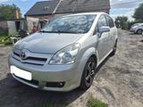 Toyota Corolla Verso 1.8-l-VVT-i *7.SITZE* *Navi* - Toyota Corolla Verso 7-Sitzer