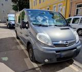 Opel Vivaro - ausgebaut - 3 Sitze vorne - Opel Vivaro Gebrauchtwagen in Augsburg