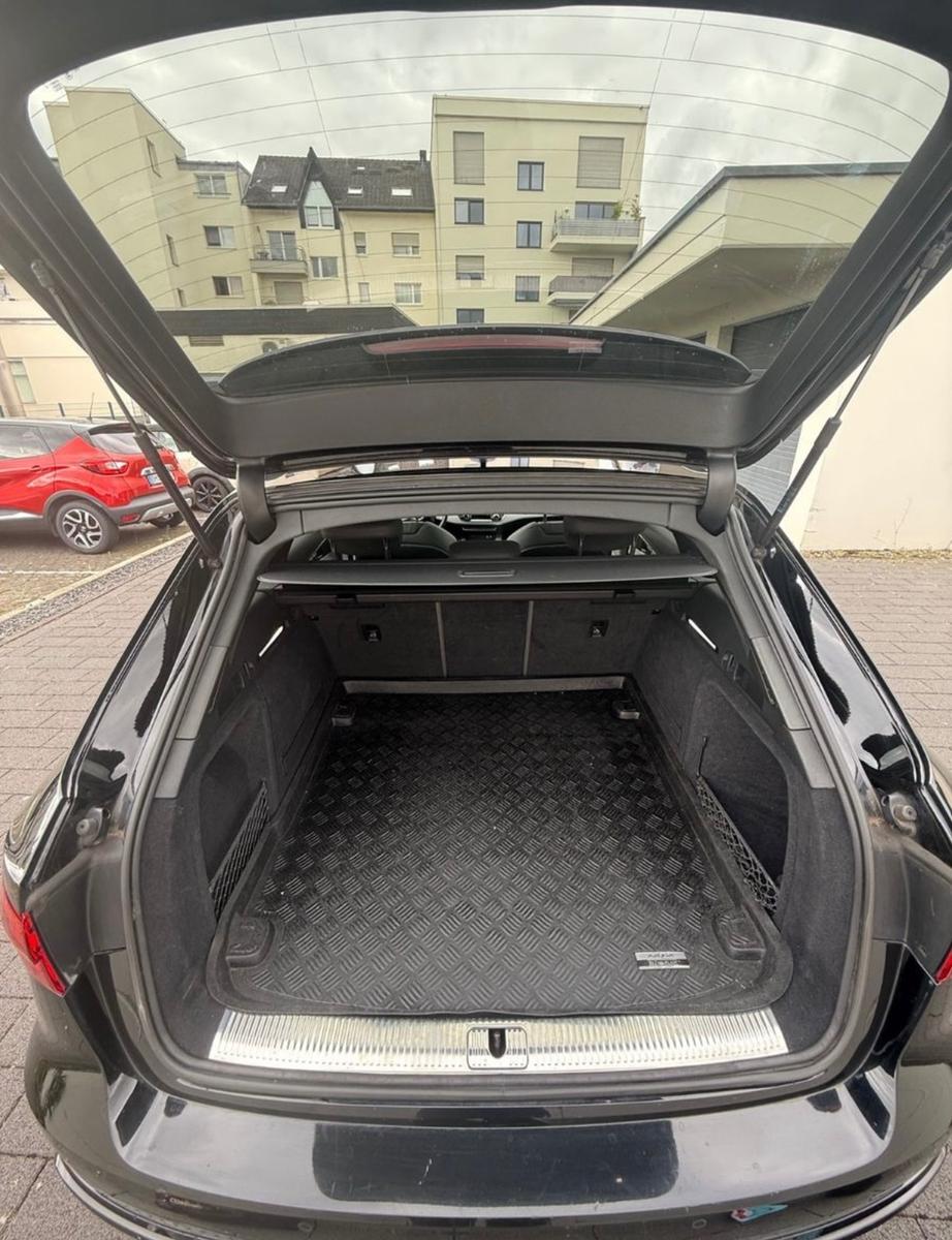 Audi A4 TDI quattro Avant S line