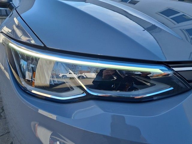 Fahrzeugabbildung Volkswagen Golf VIII TSI Move Kamera Navi LED VC