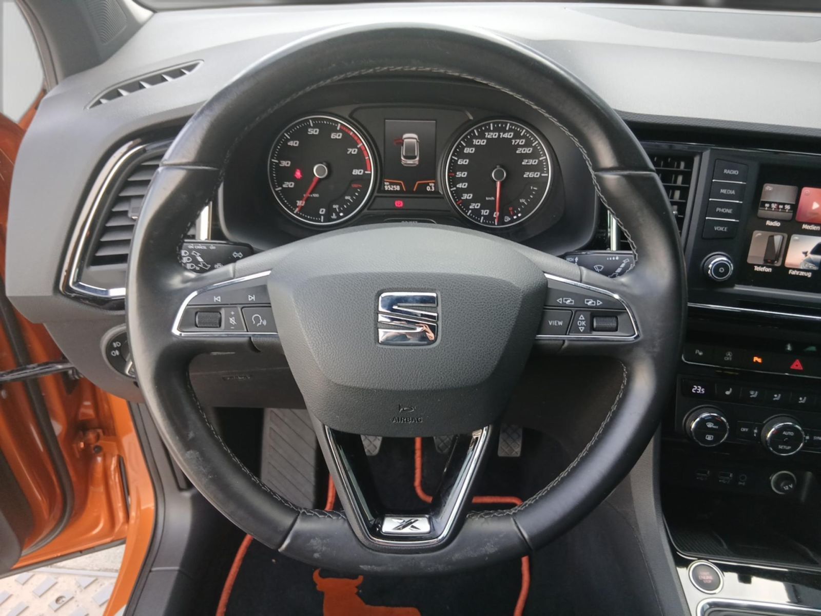 Seat Ateca 1.5 TSI Xcellence *BEATS*NAV*GRA*LED*SHZ* foto 13