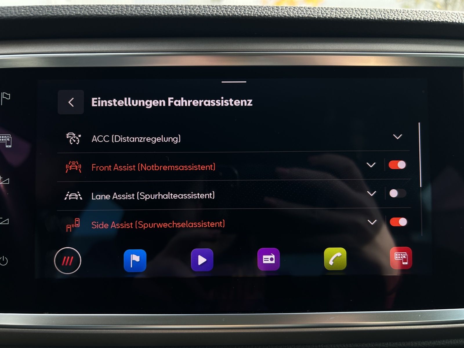 Fahrzeugabbildung SEAT Ateca TDI Xperience DSG LED AHK Navi ACC RFK SH