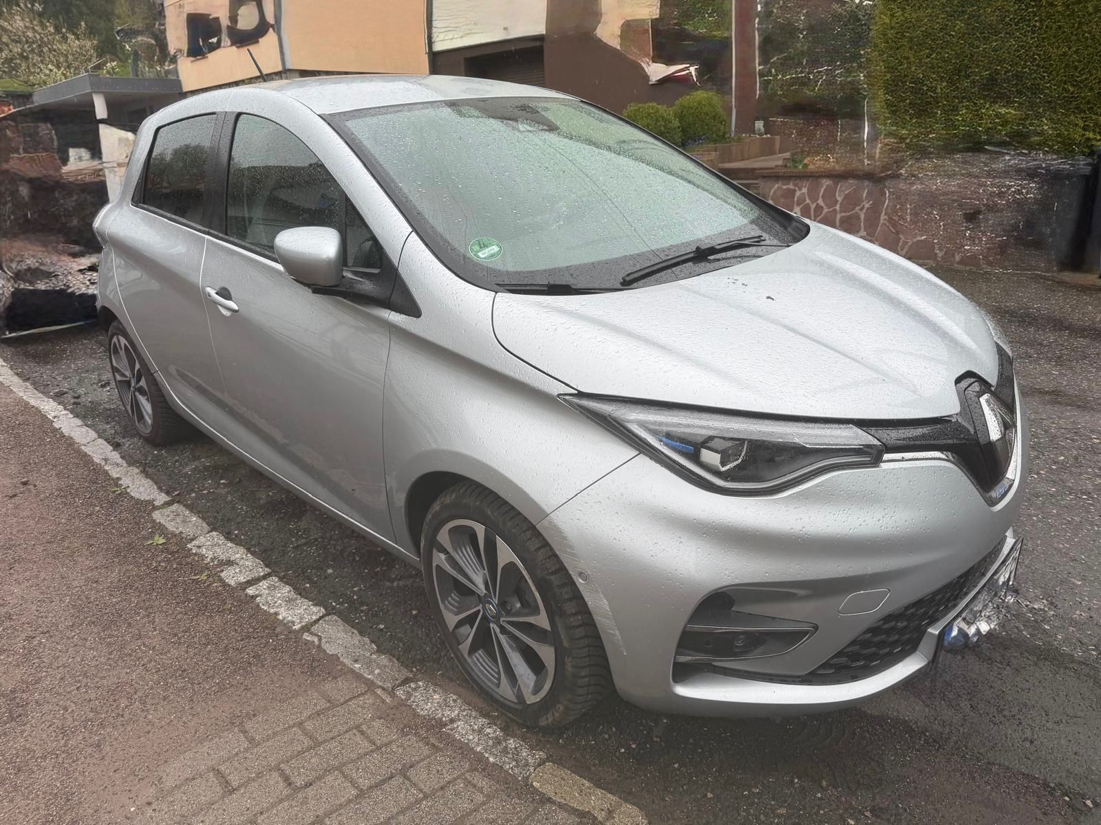 RENAULT ZOE