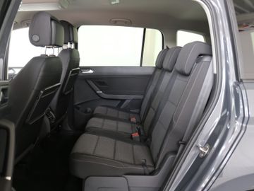 Volkswagen Touran 1.5 TSI DSG COMFORTLINE LED KAMERA 7SITZ