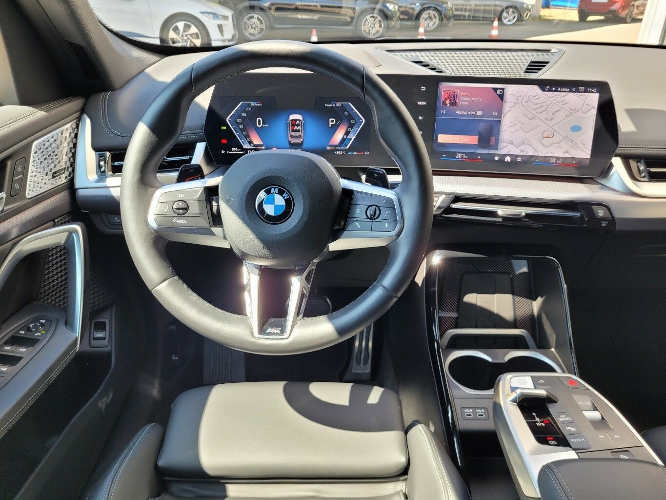 BMW X1 23 d xDrive M Sport AHK HUD 360°Kamera H&K foto 7