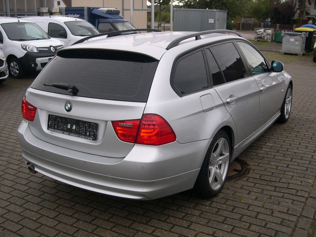 Fahrzeugabbildung BMW 318d touring+SHZ+PDC+ALU+