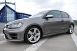 Volkswagen Golf 2.0TSI DSG 4MOTION BMT R PANO NAVI LEDER - : Allradantrieb, Limousine