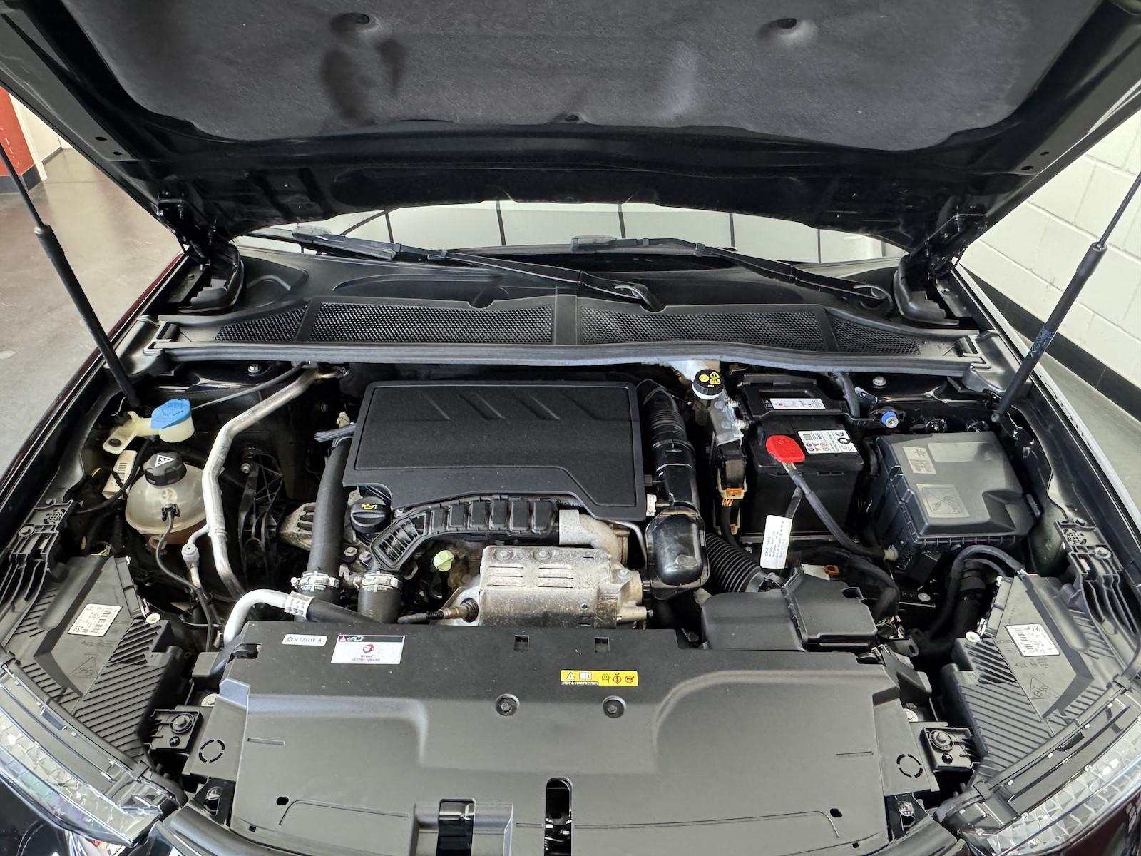 DS Automobiles DS4 130 EAT8 Performance Line LED CarPlay
