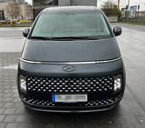 Hyundai STARIA 2.2 CRDi Signature 7-Sitzer Auto 4WD ... - Hyundai STARIA: Von Privat