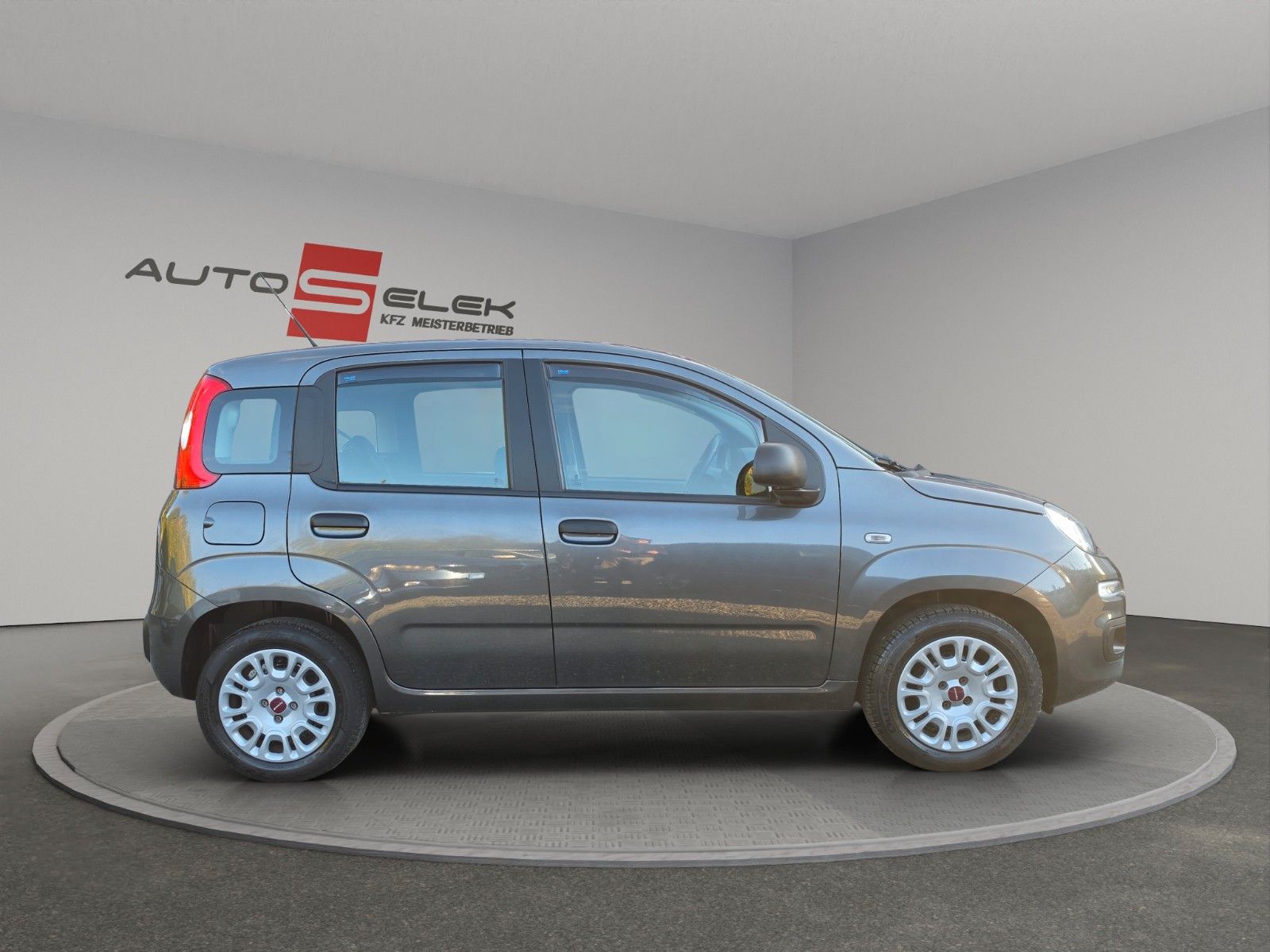Fahrzeugabbildung Fiat Panda Easy AUS 1.HAND TÜV SERVICE NEU WENIG KM