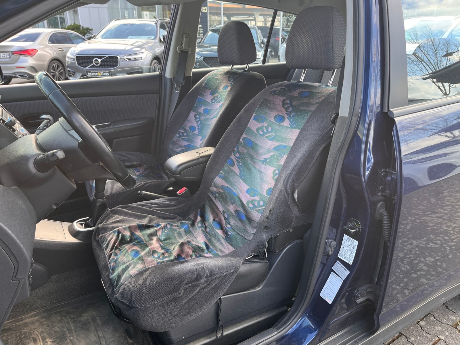Fahrzeugabbildung Nissan Tiida Tekna KLIMA ALU