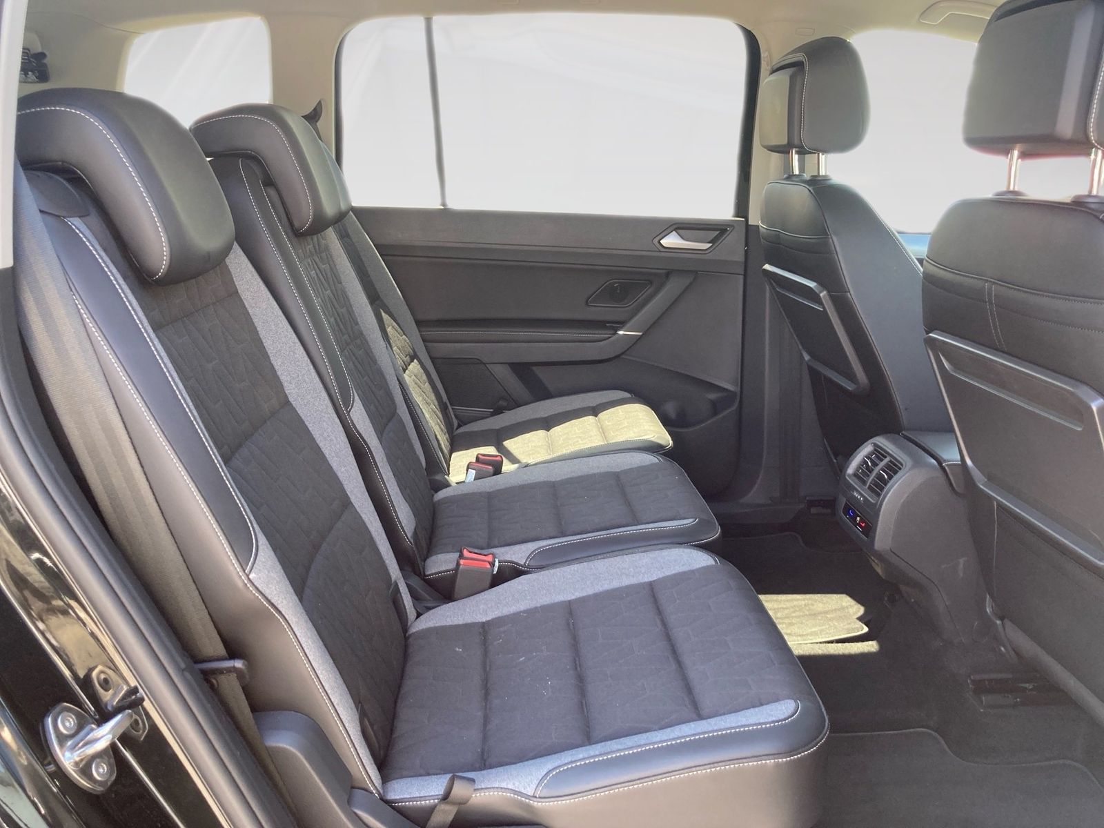 Volkswagen Touran - Bild 10