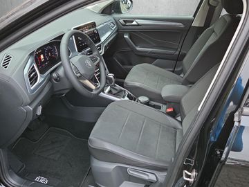 Fahrzeugabbildung Volkswagen T-Roc Style 1.5 TSI DSG IQ.Light AHK Klima Navi