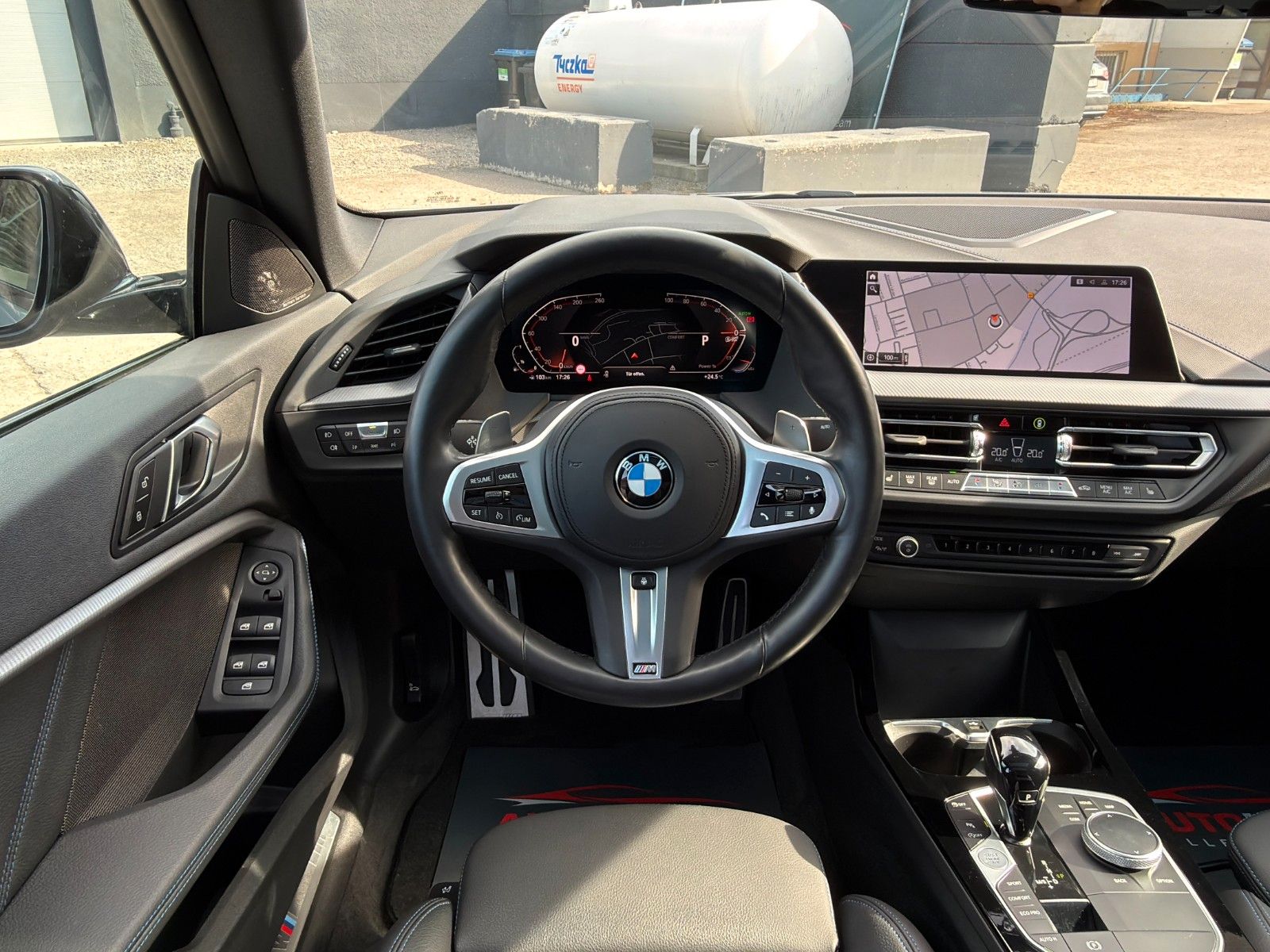 Fahrzeugabbildung BMW 220i Gran Coupé M Sport PANO H&K CAM LHZ CarPlay