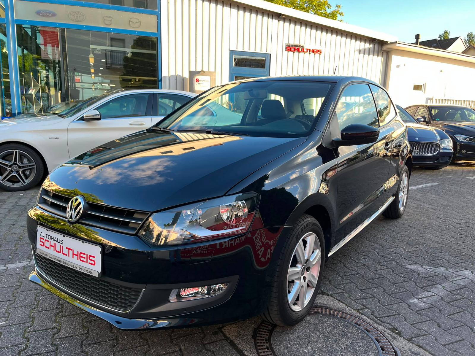 Volkswagen Polo V Highline*NAVI*PDC*SITZHEIZUNG*KLIMAAUT