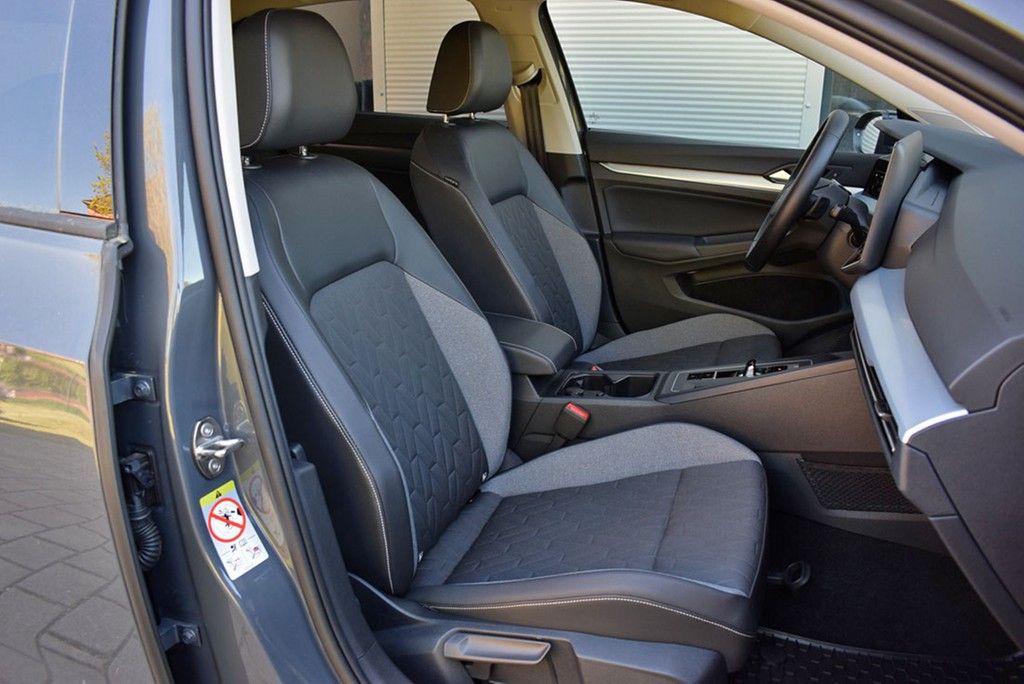 Volkswagen Golf VIII TDI 2.0 DSG Goal LED AHK RüKam Navi foto 5