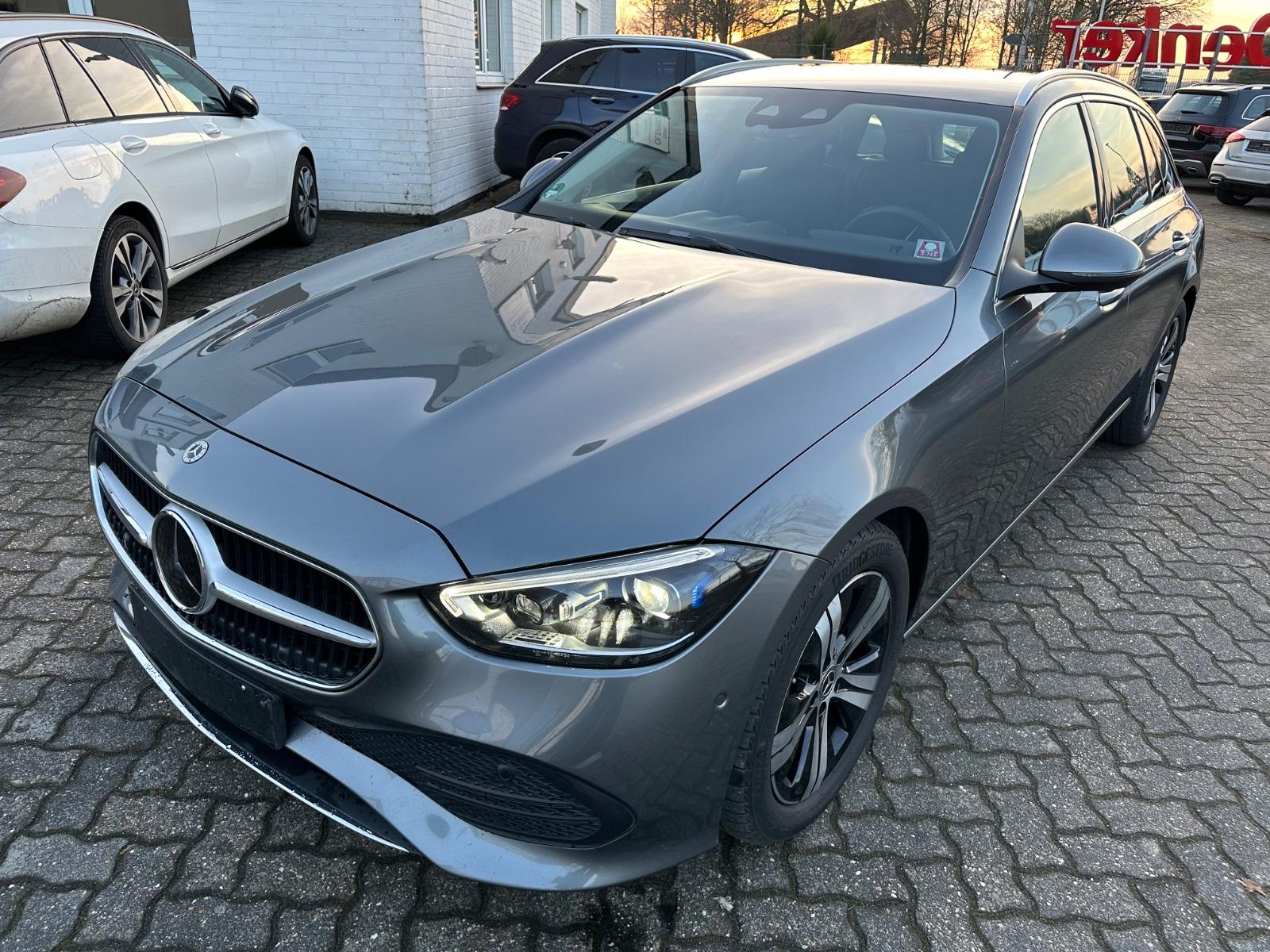 Mercedes-Benz C 200 d T Avantgarde LEDdigi Distro+ Kamera AHK