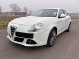 Alfa Romeo Giulietta Turismo 1,6 JTD-Klimatr-Alu-Eur5- - Alfa Romeo Giulietta mit Diesel-Antrieb: 1.6