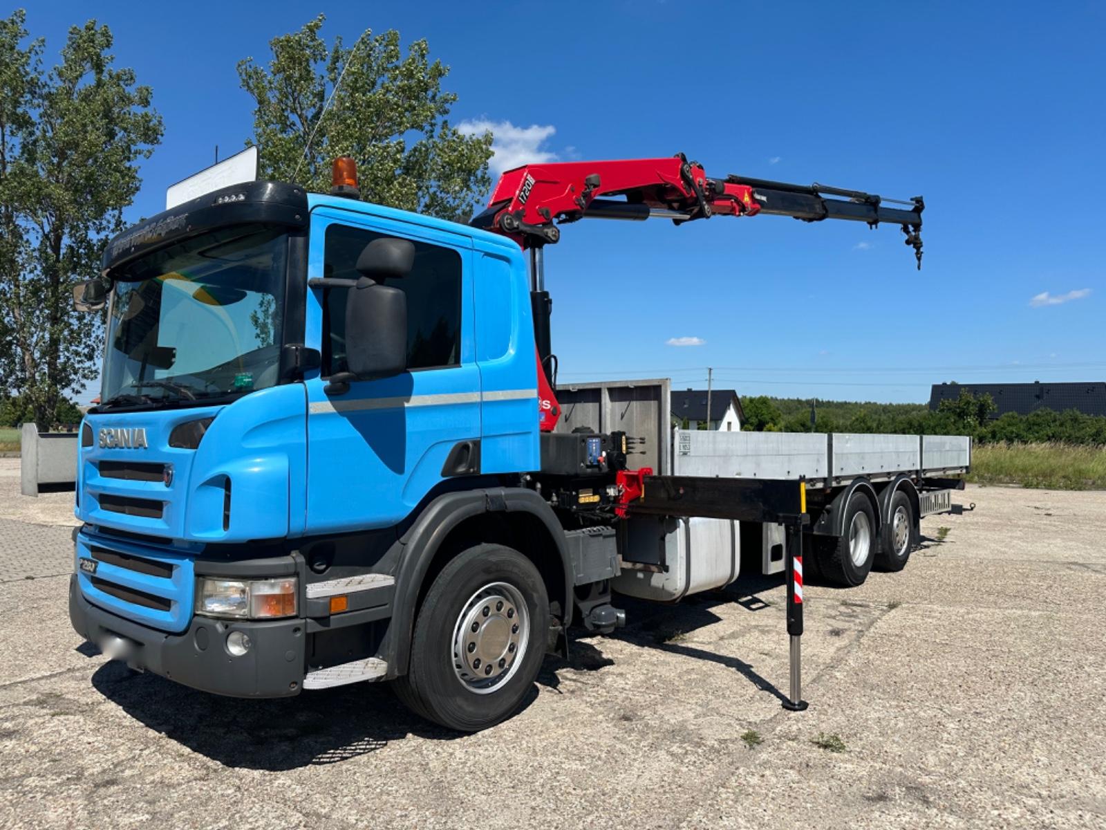 Scania P 280 6X2  HMF 1720 K 3   L. 8200mm + 5000mm