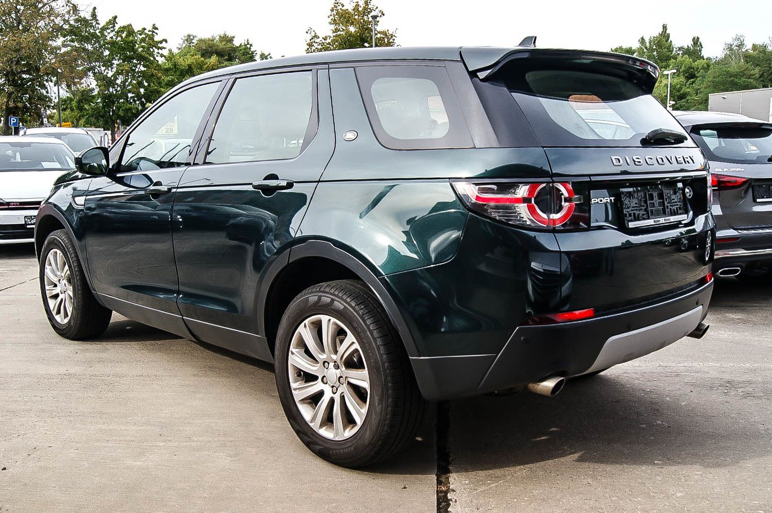 Fahrzeugabbildung Land Rover Discovery Sport 2.0 HSE AUTO LEDER PANORAMA 1.HD