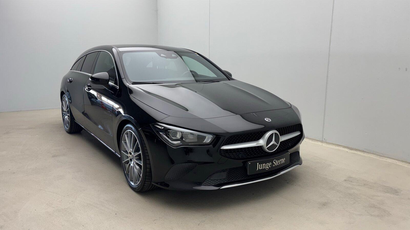 Mercedes-Benz CLA 180 SB Progressive RüCam 19 Zoll AMG Räder