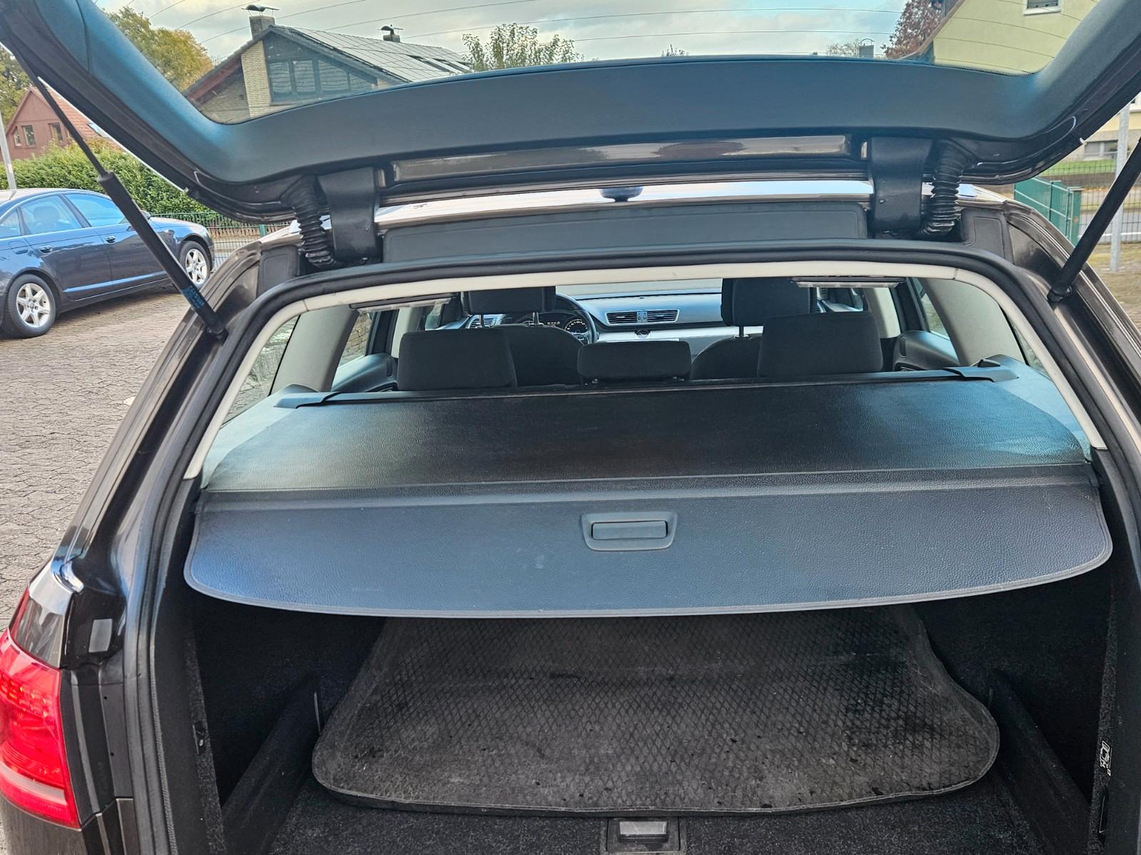 Volkswagen Passat Alltrack 2012 — photo 8