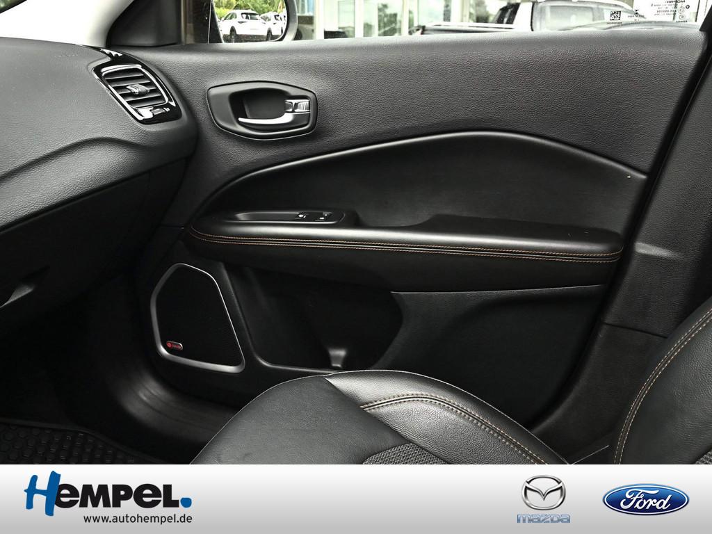 Jeep Compass 1.4 Limited PDC SHZ KAMERA XENON NAVI