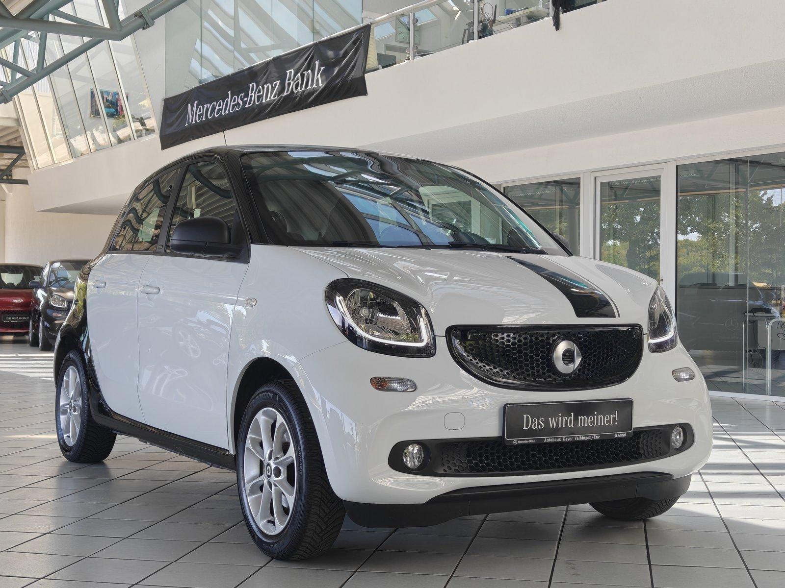 Smart ForFour Passion twinamic PDC+NAVI+SHZ+KLIMA+L&S+
