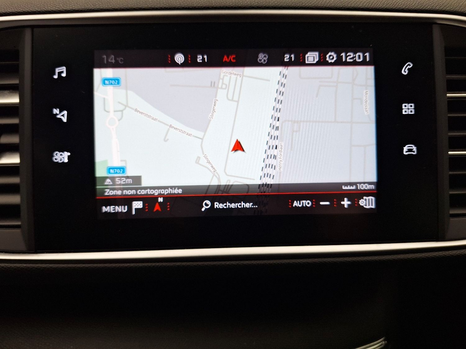 Fahrzeugabbildung Peugeot 308 GT 1.2T LED/NAVI/SHZ/ACC/17"ALU