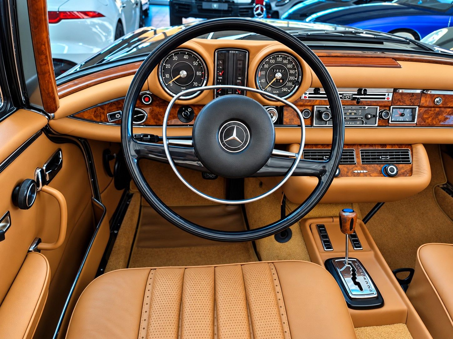 Fahrzeugabbildung Mercedes-Benz 280 SE Werkscabriolet/20 Jahre in Dr. Hand