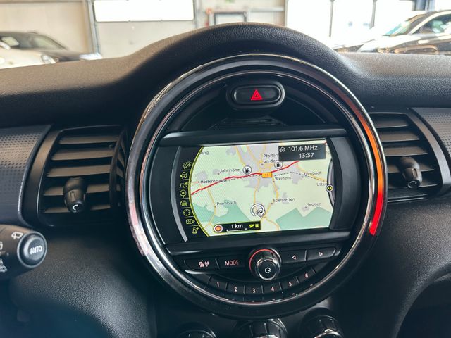 MINI Cooper *Sitzh*Parkass.*PDC*Klima*Navi*