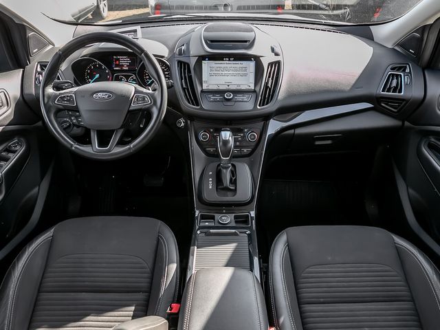 Ford Kuga Titanium Parkautomatik Kamera Navi AHK