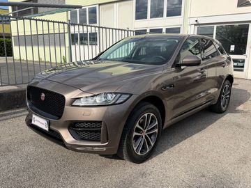 Jaguar F-Pace - 3