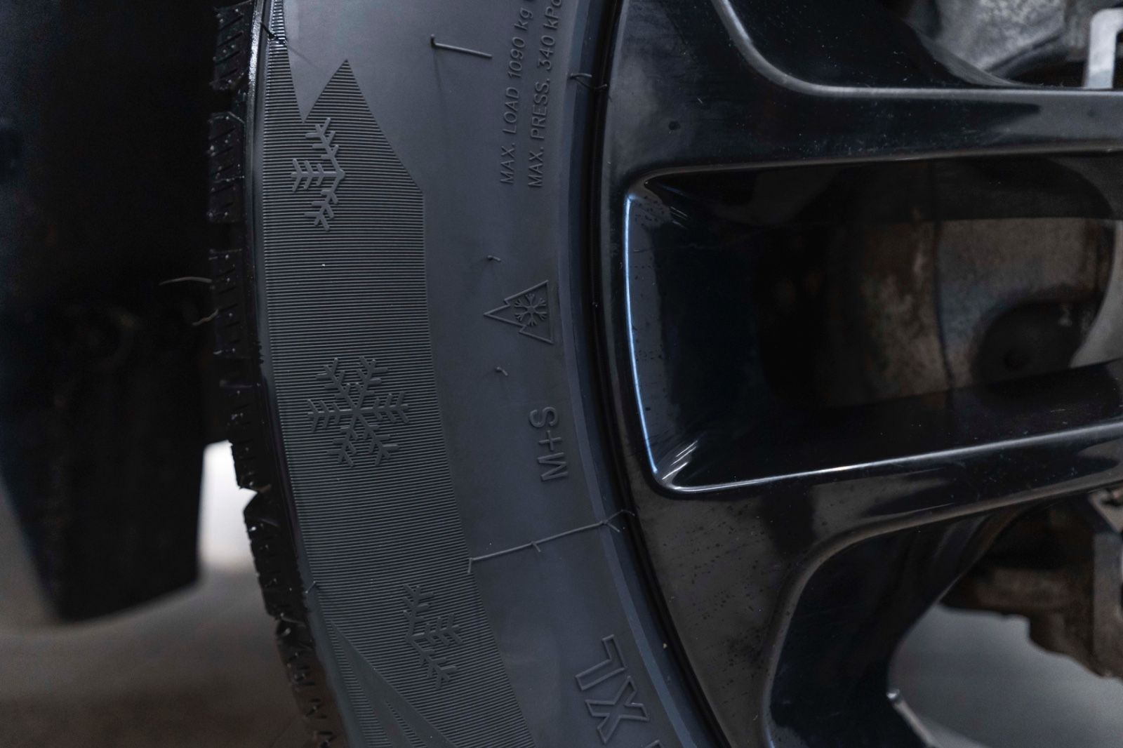 Fahrzeugabbildung Dodge Durango R/T 5.7L LPG AHK LED KAM NAV TOTW M+S