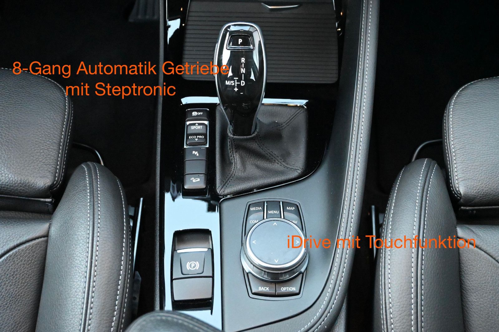 Fahrzeugabbildung BMW X1 xDr. 18d Sport Line °AHK°LEDER°HEAD-UP°KAMERA