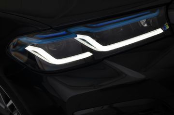 BMW 540d xDrive Touring M Sport PANO HUD ACC AHK 20"