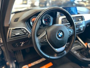 BMW 118 i *Klima*PDC*Navi*Sitzh*Klimaautomatik*