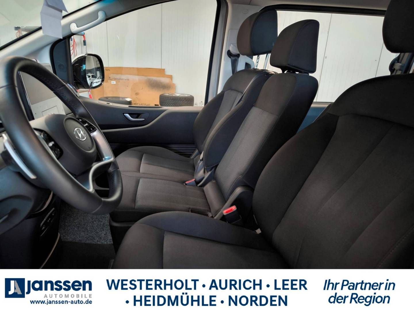 Fahrzeugabbildung Hyundai STARIA 9-Sitzer TREND/Automatik/PDC/Navi/Rückfah