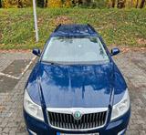 Skoda Oktavia 1.6 TDI - Skoda Octavia aus 2012 mit Diesel-Antrieb: Kombi, 1.6