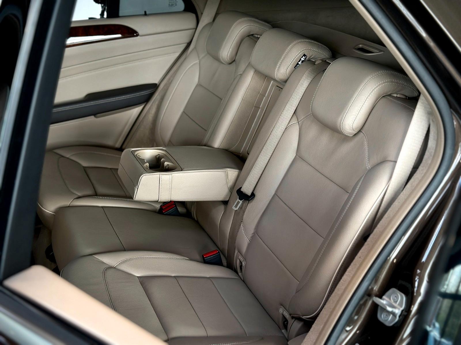 Mercedes-Benz ML 350 4Matic *Traum*Kamera*AHK*Deutsches-FZG*